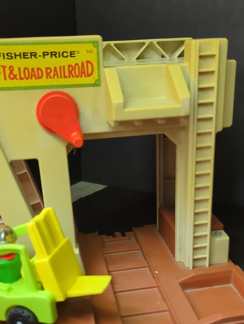 Fisher Price‎ Little People Lift & Load Railroad #943